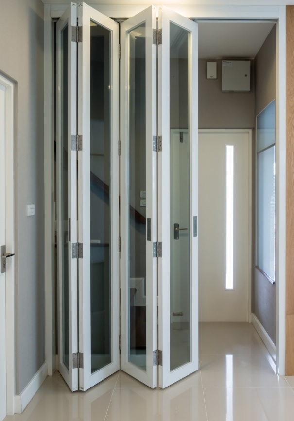 bifold door Tolworth, Berrylands, KT5