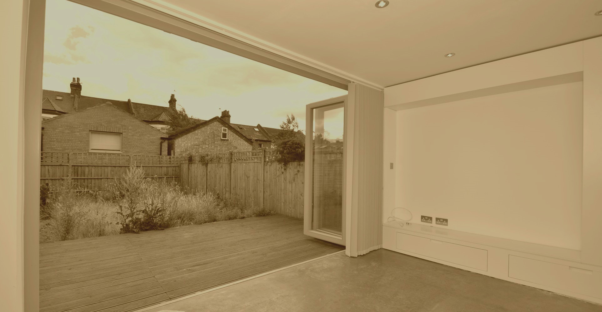 Slider, Glaziers in Tolworth, Berrylands, KT5